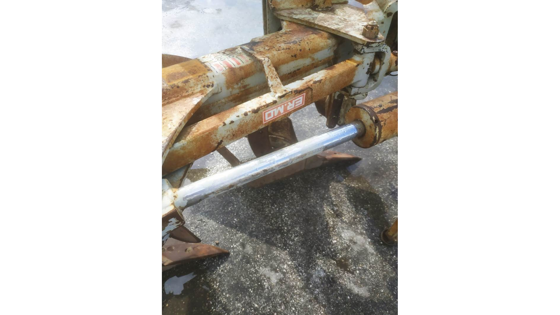 Aratro Ermo TV2 92 usato