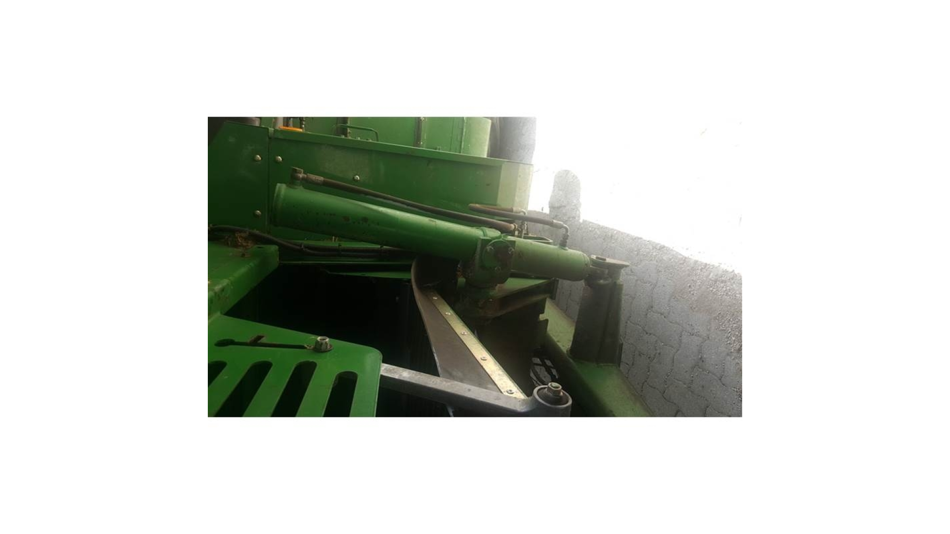 Mietitrebbia John Deere C670 Hillmaster usata