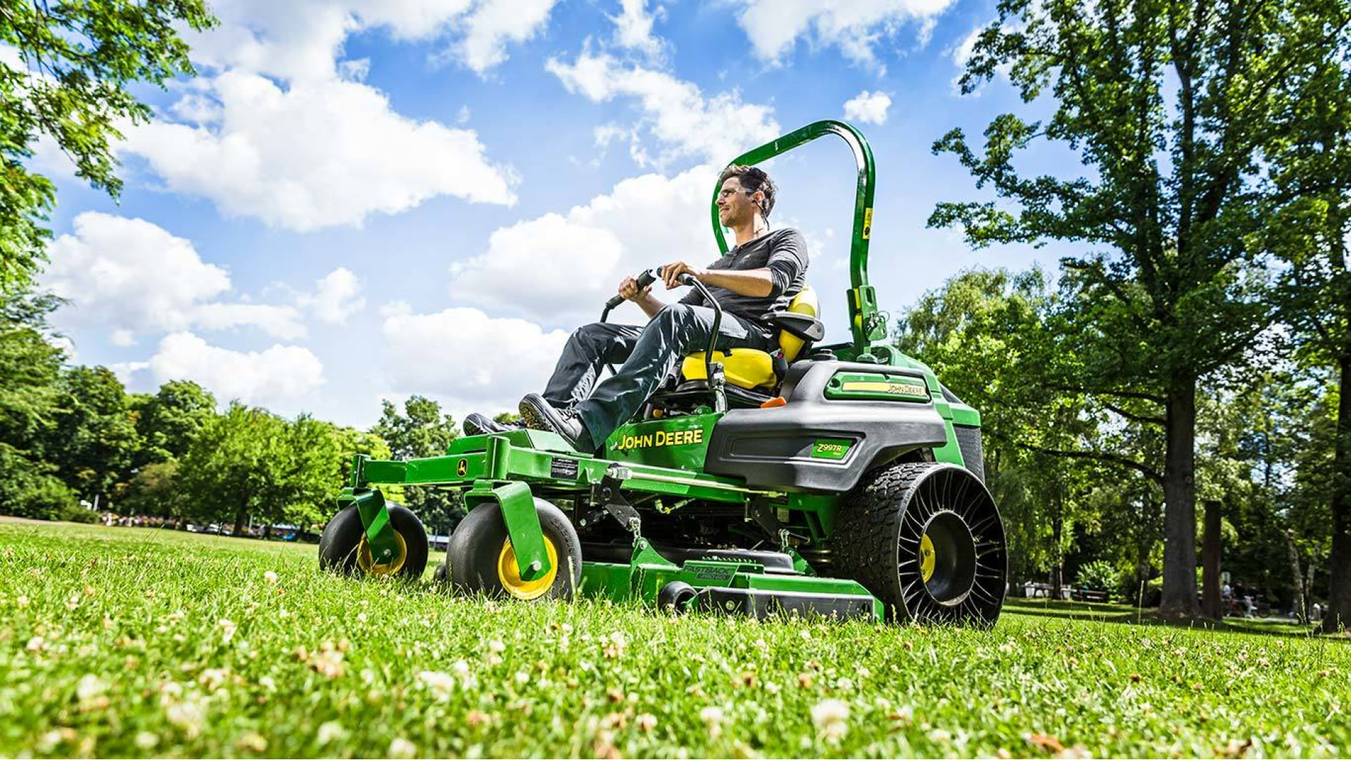 Trattorino John Deere Z997R