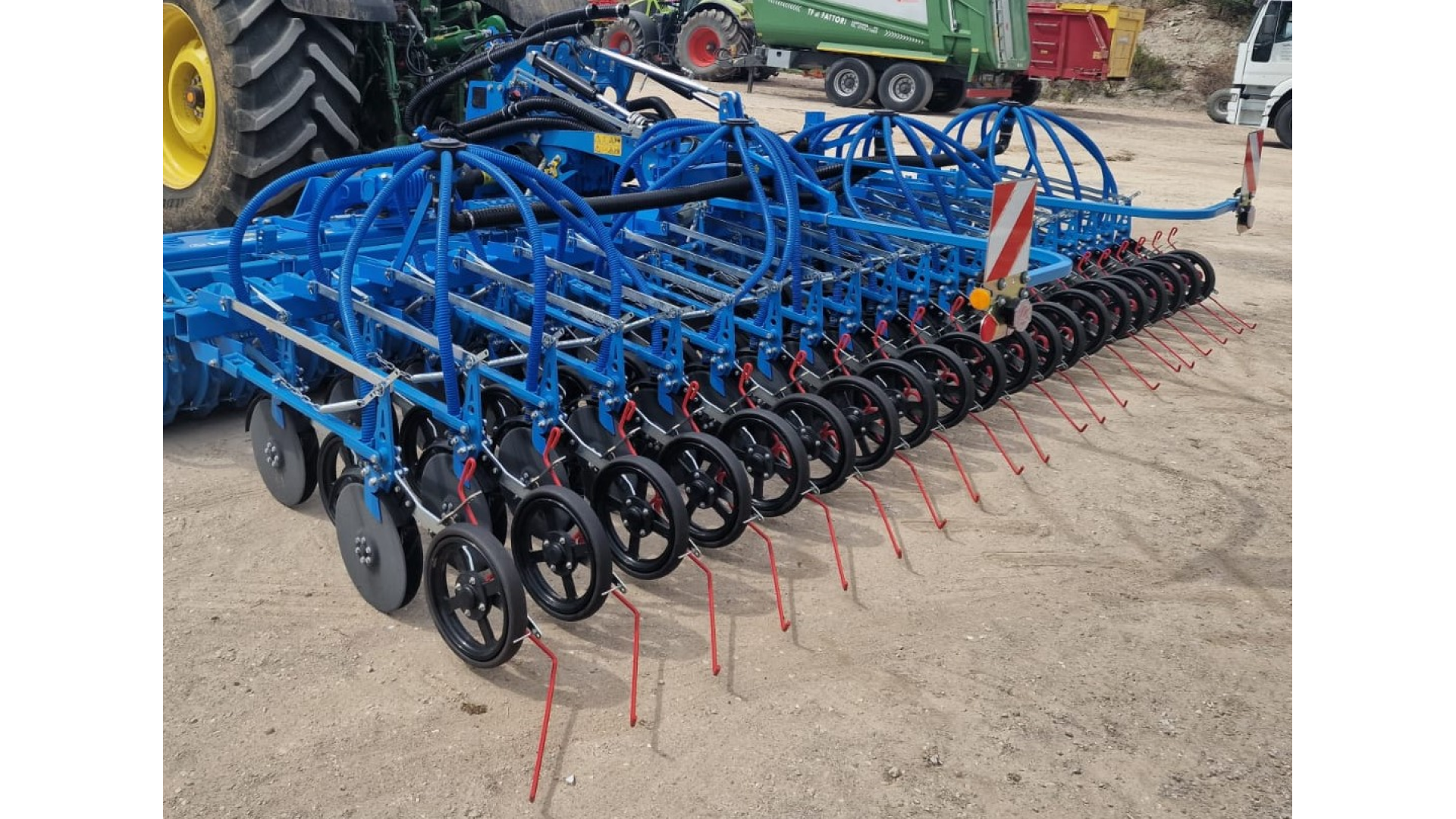 Seminatrice Combinata Lemken Solitair 23+