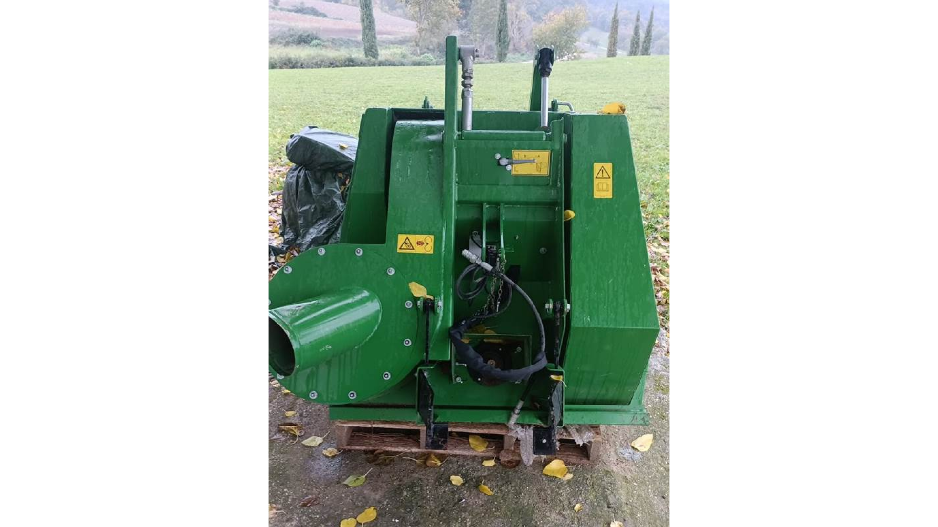 Trattorino rasaerba John Deere X 758 usato