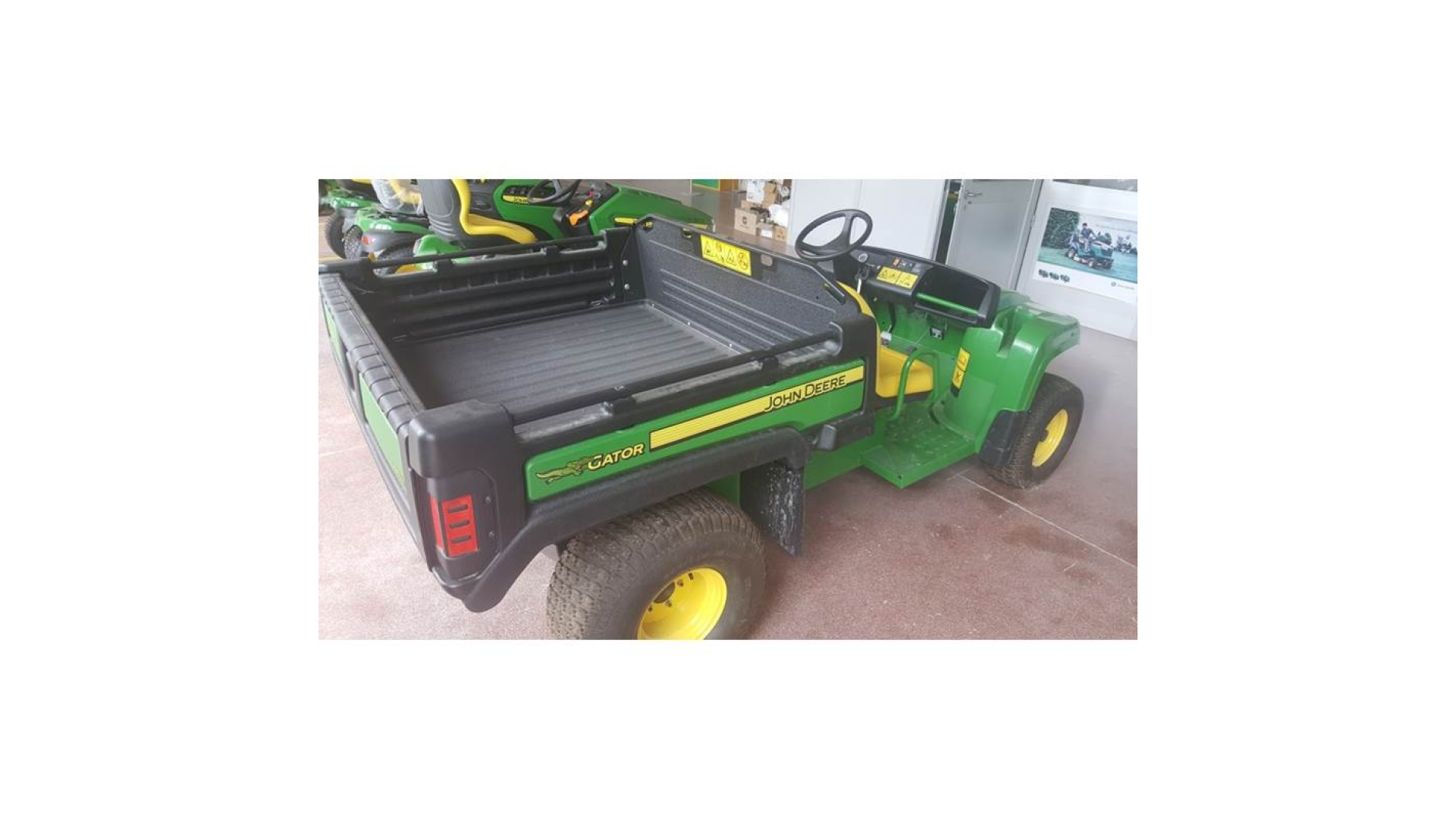 Veicolo utilitario  John Deere TE 4x2 Elettric Gator usato