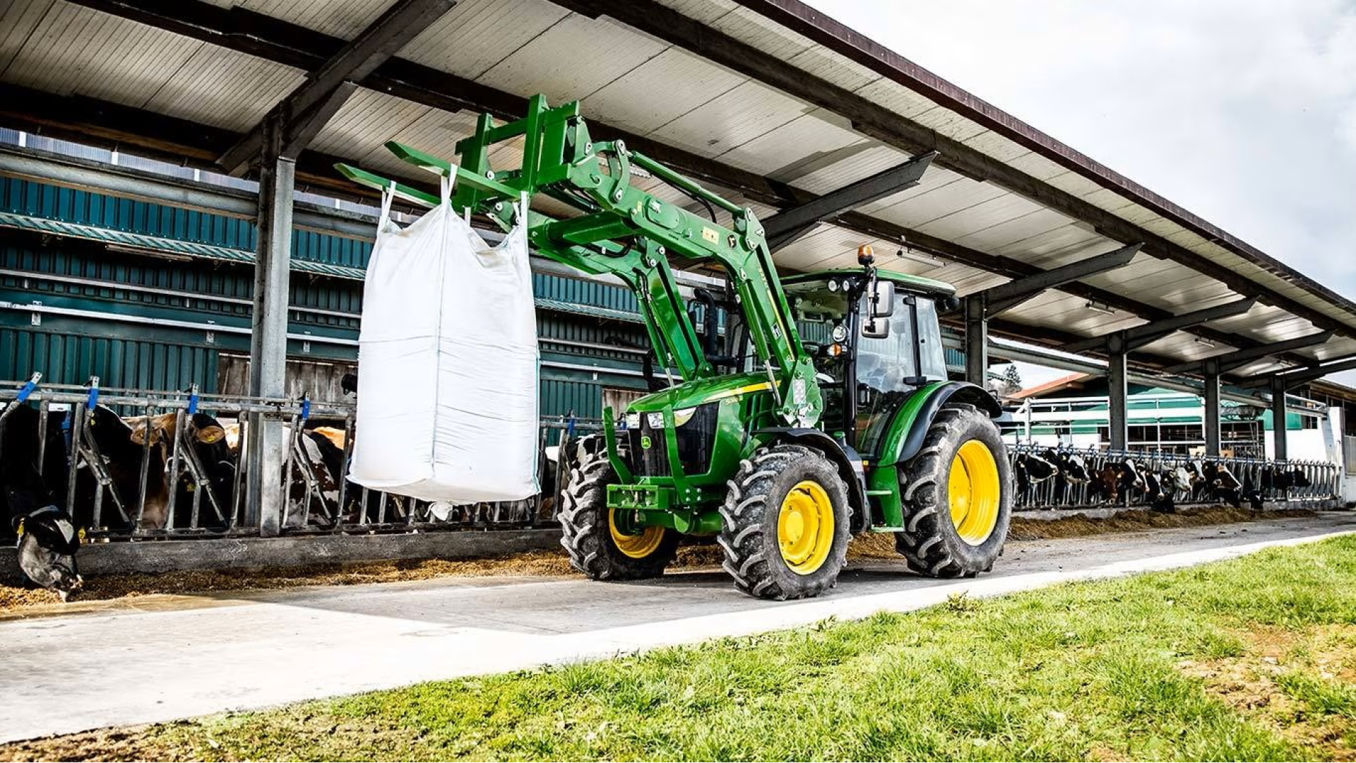 Trattore John Deere 5090M