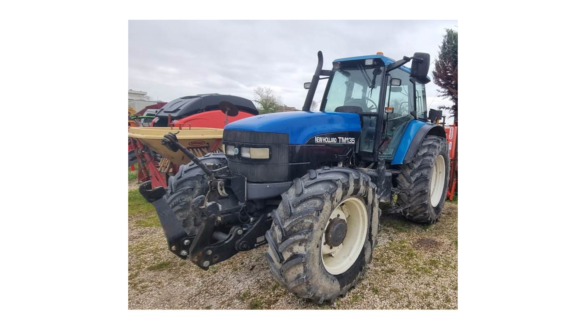 Trattore New Holland TM 135 usato