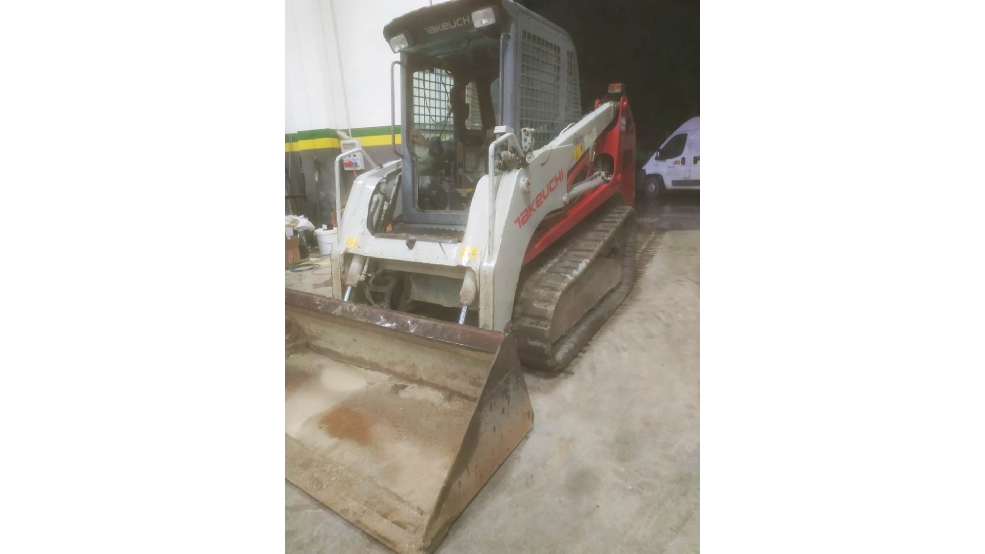 Minipala Takeuchi TL240 usata