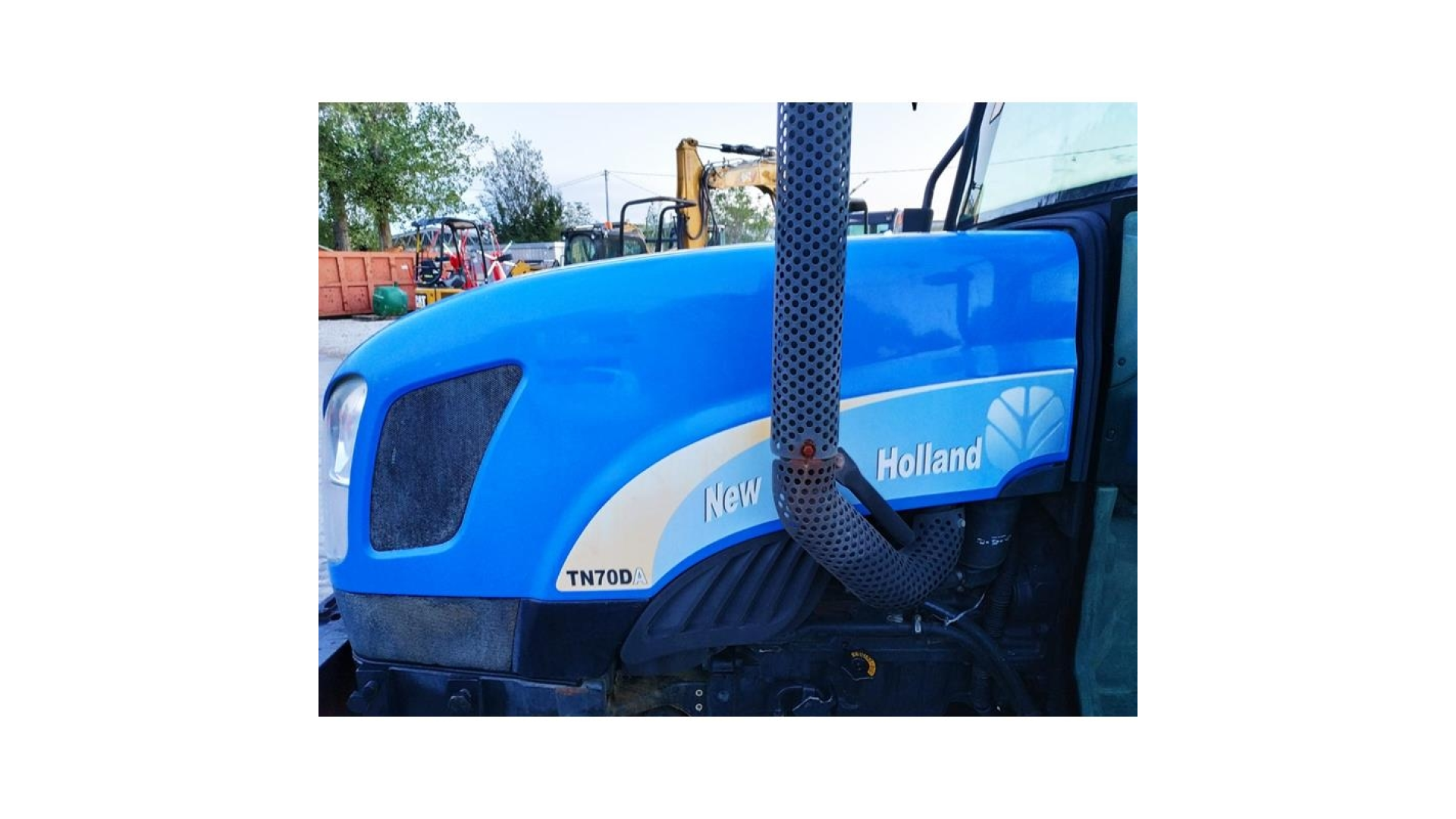 Trattore New Holland TN 70 DA usato