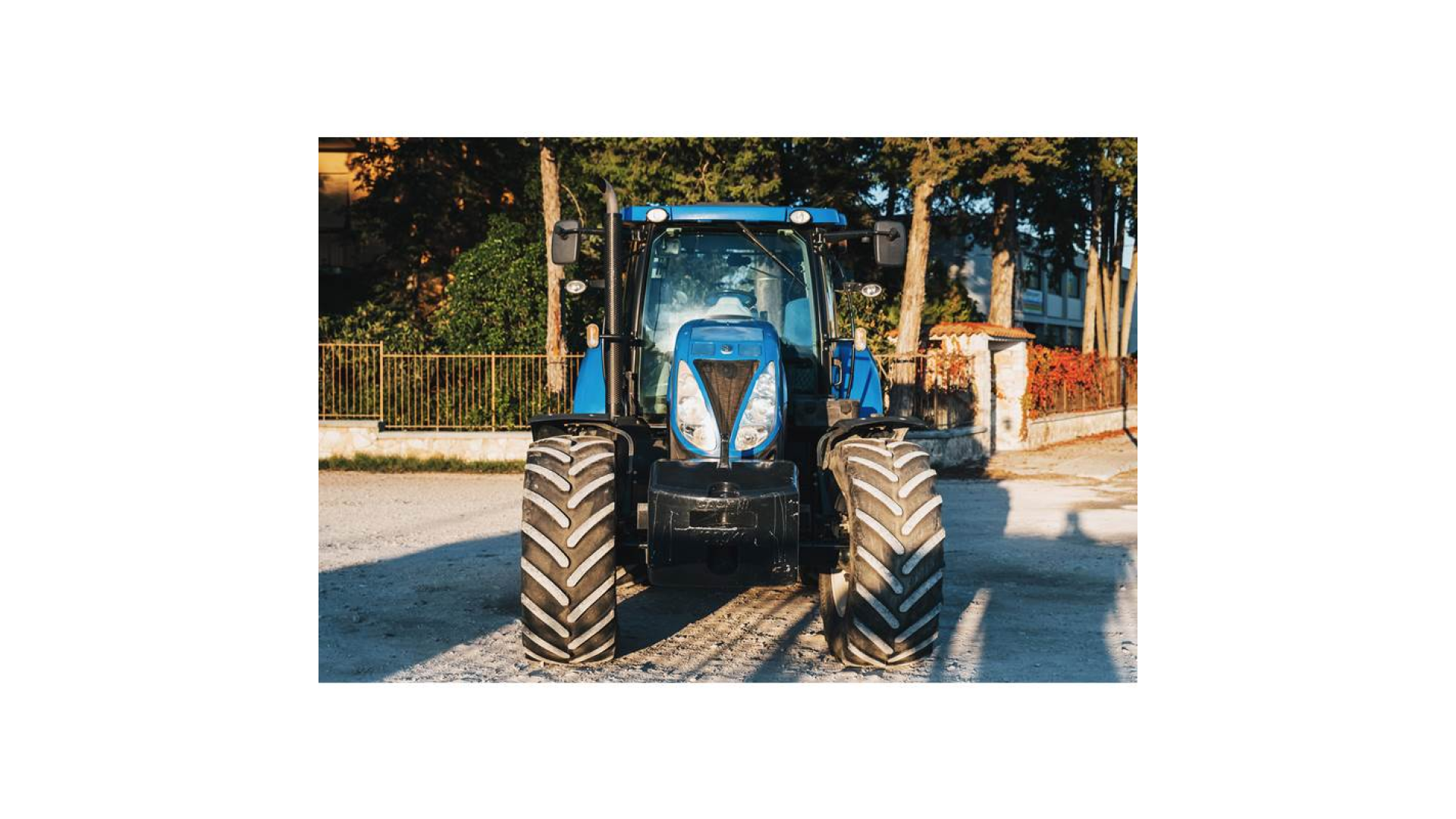 Trattore New Holland T7.210 Power Command usato