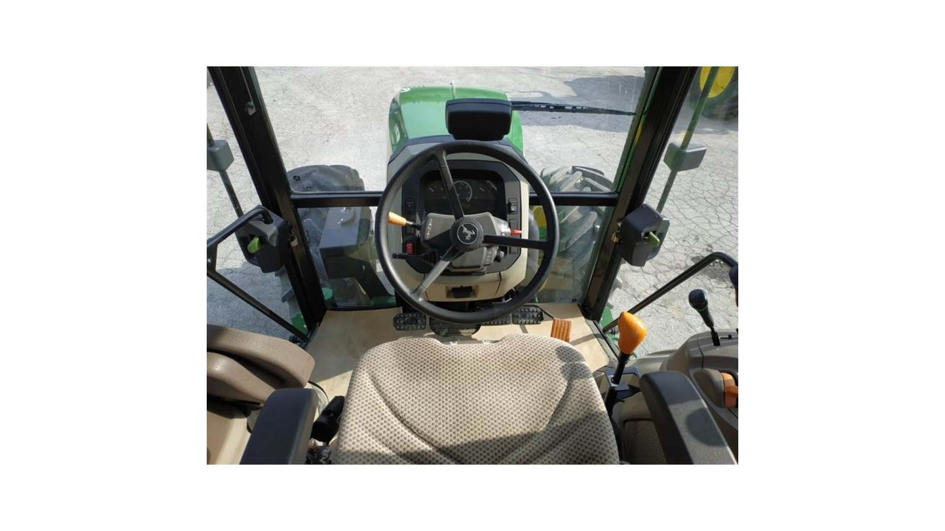 Trattore John Deere 5085 M usato