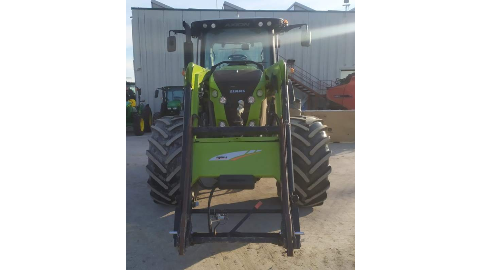 Trattore Claas Axion 800 usato