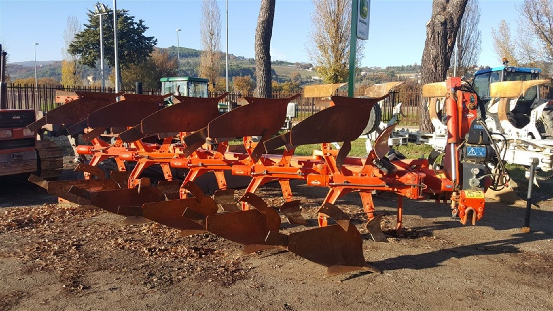 Aratro Kuhn Multimaster 1820L usato