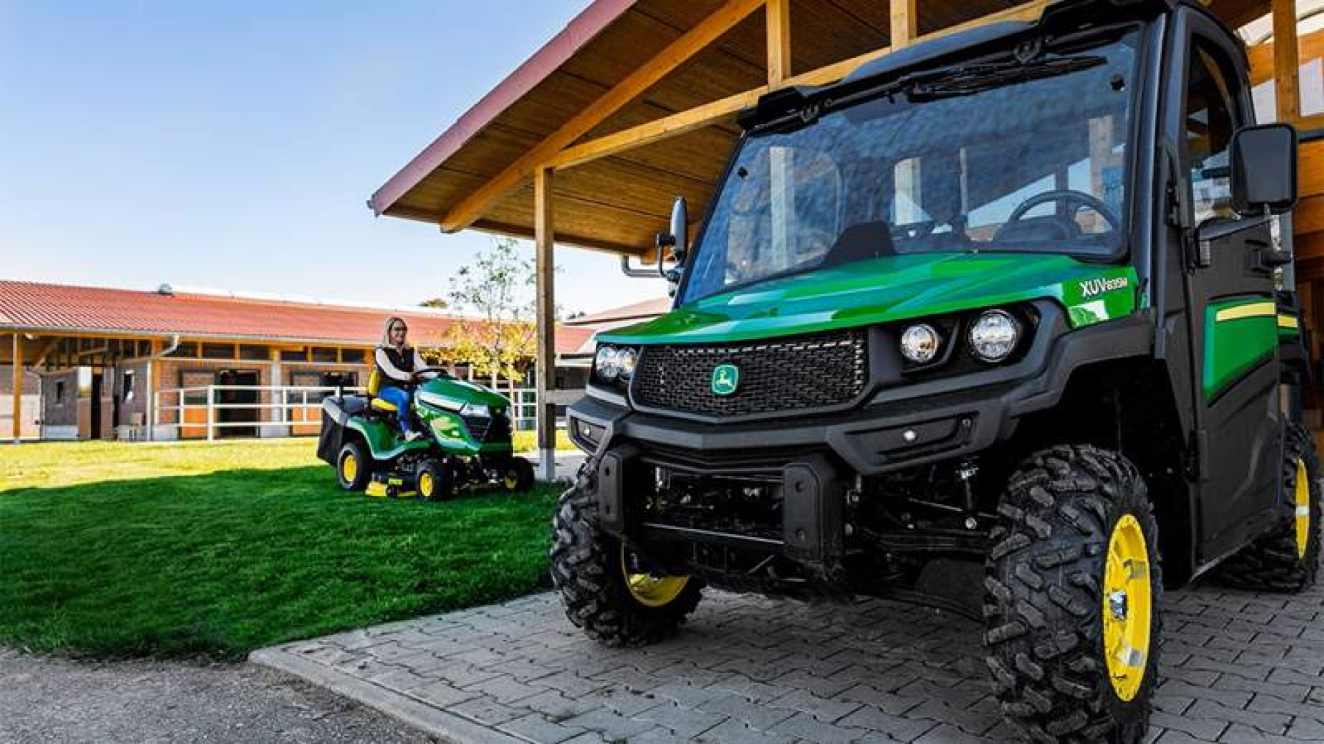 John Deere GATOR XUV835M