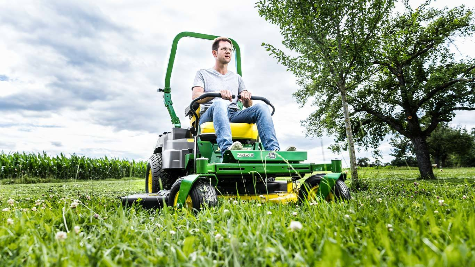 Trattorino John Deere Z515E