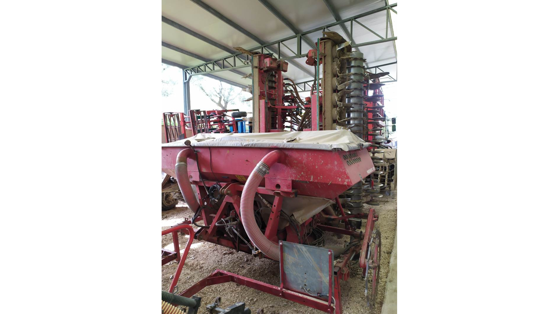 Seminatrice combinata Kverneland Accord + Kverneland Fold 600 usata
