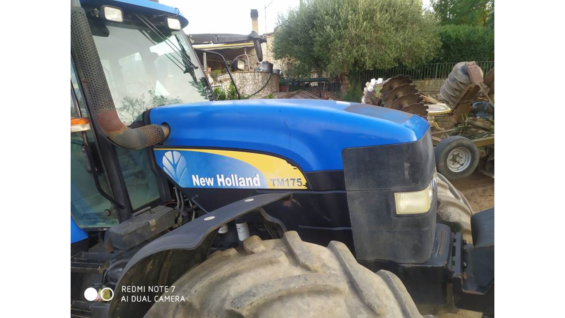 Trattore New Holland TM 175 usato