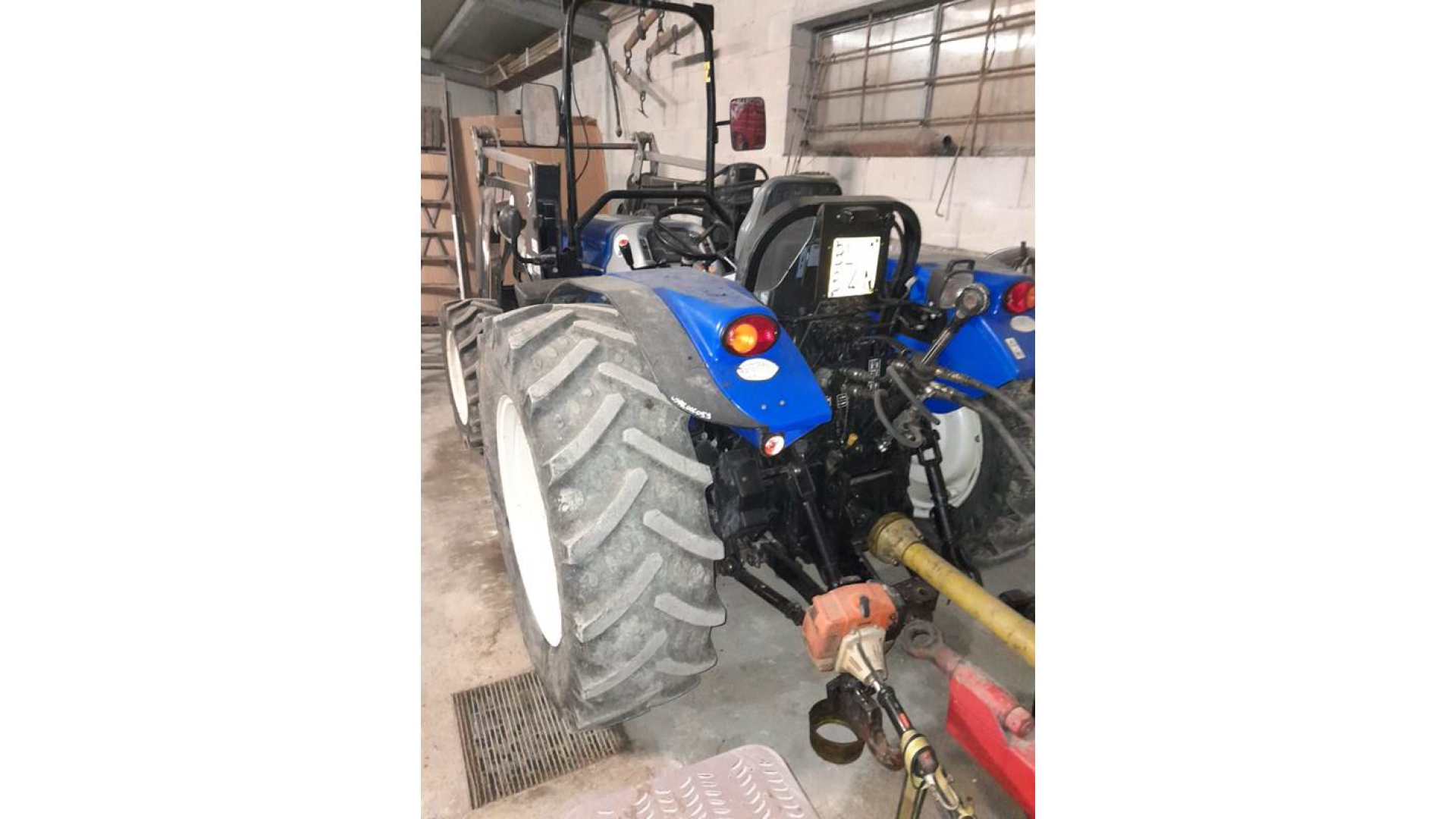 Trattore New Holland TD4040F usato