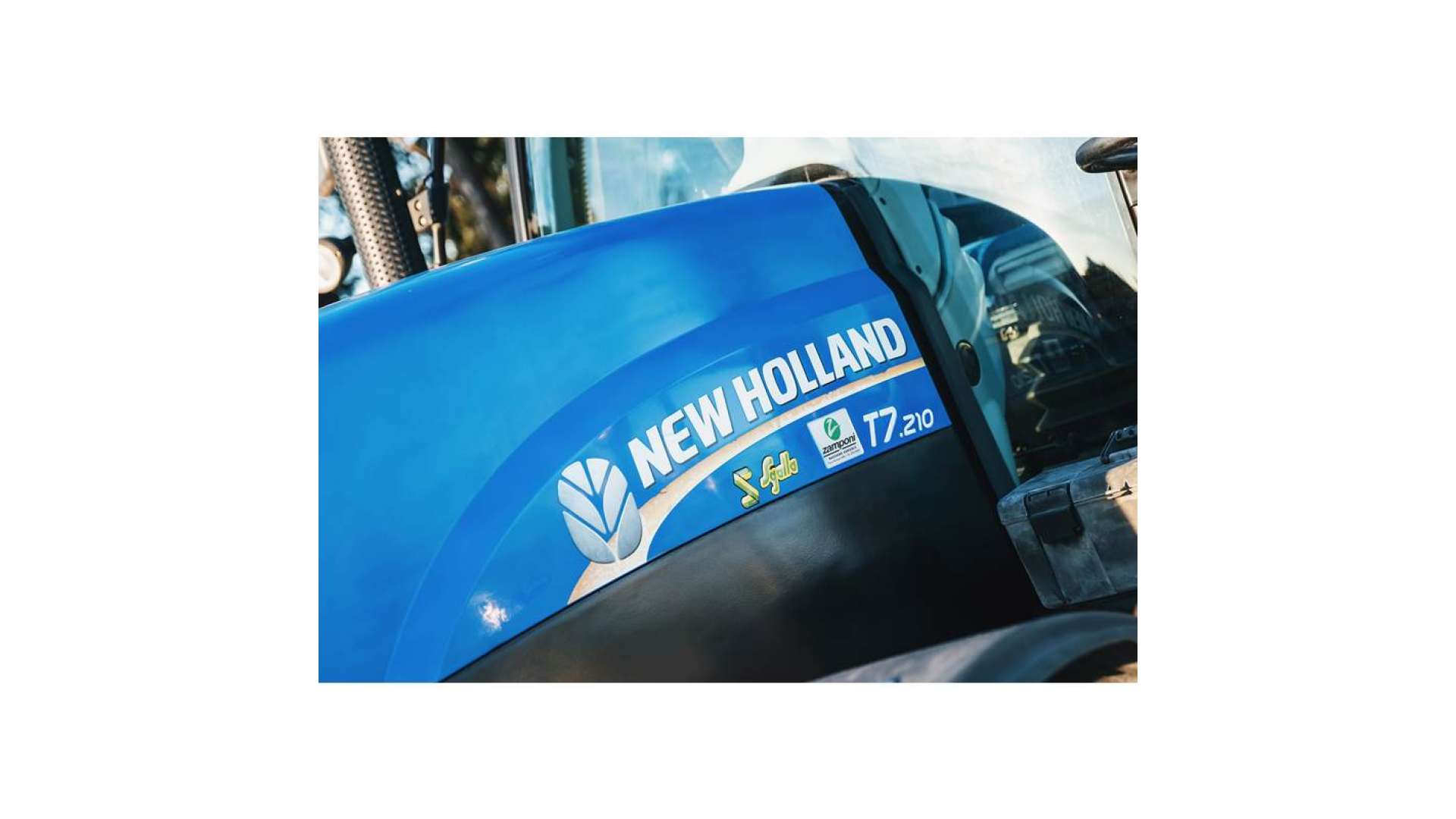 Trattore New Holland T7.210 Power Command usato