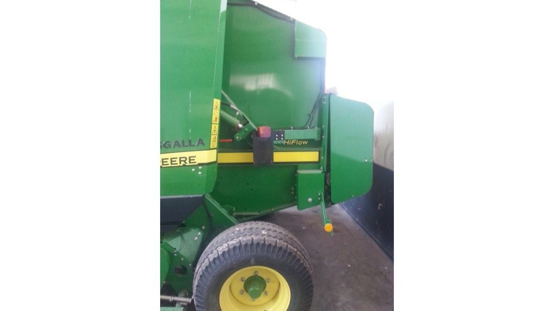 Rotopressa John Deere JD 852 usata