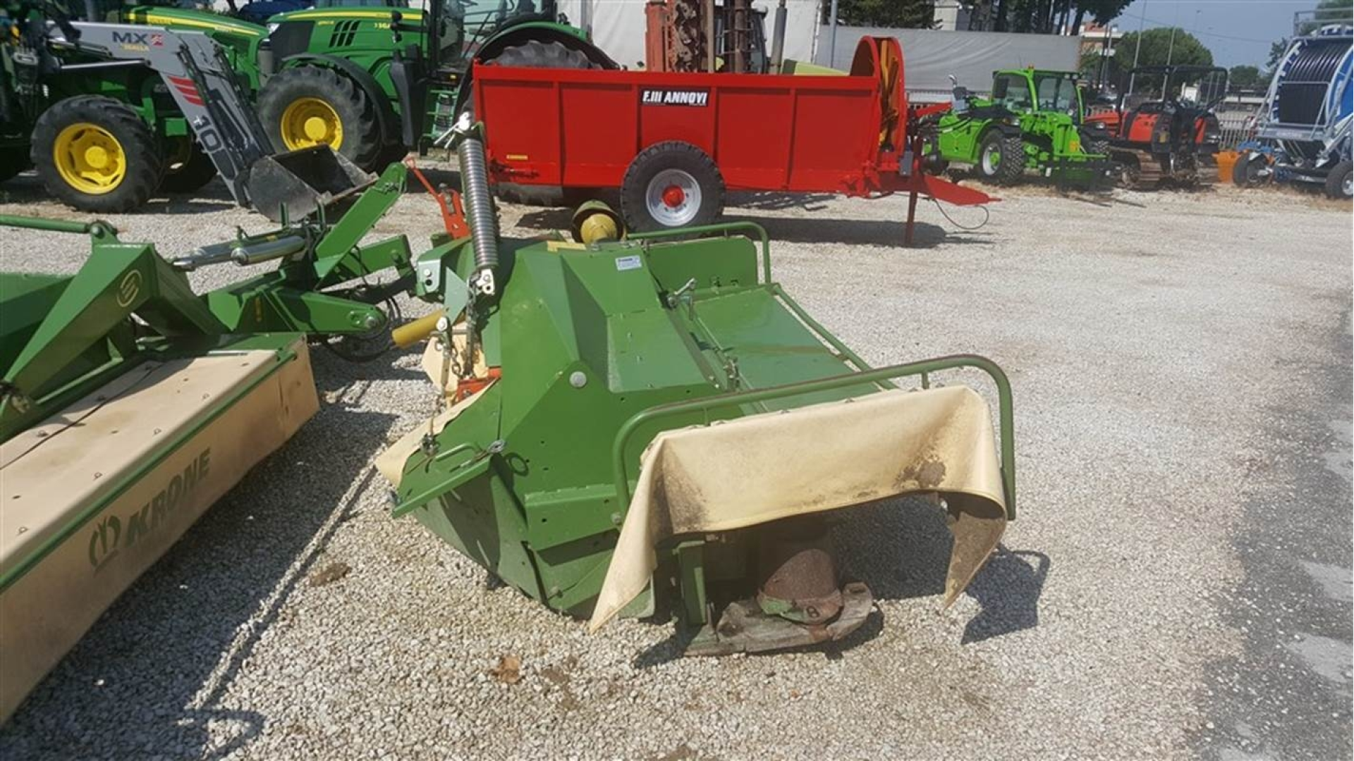 Falciacondizionatrice Krone EC 320 CV usata