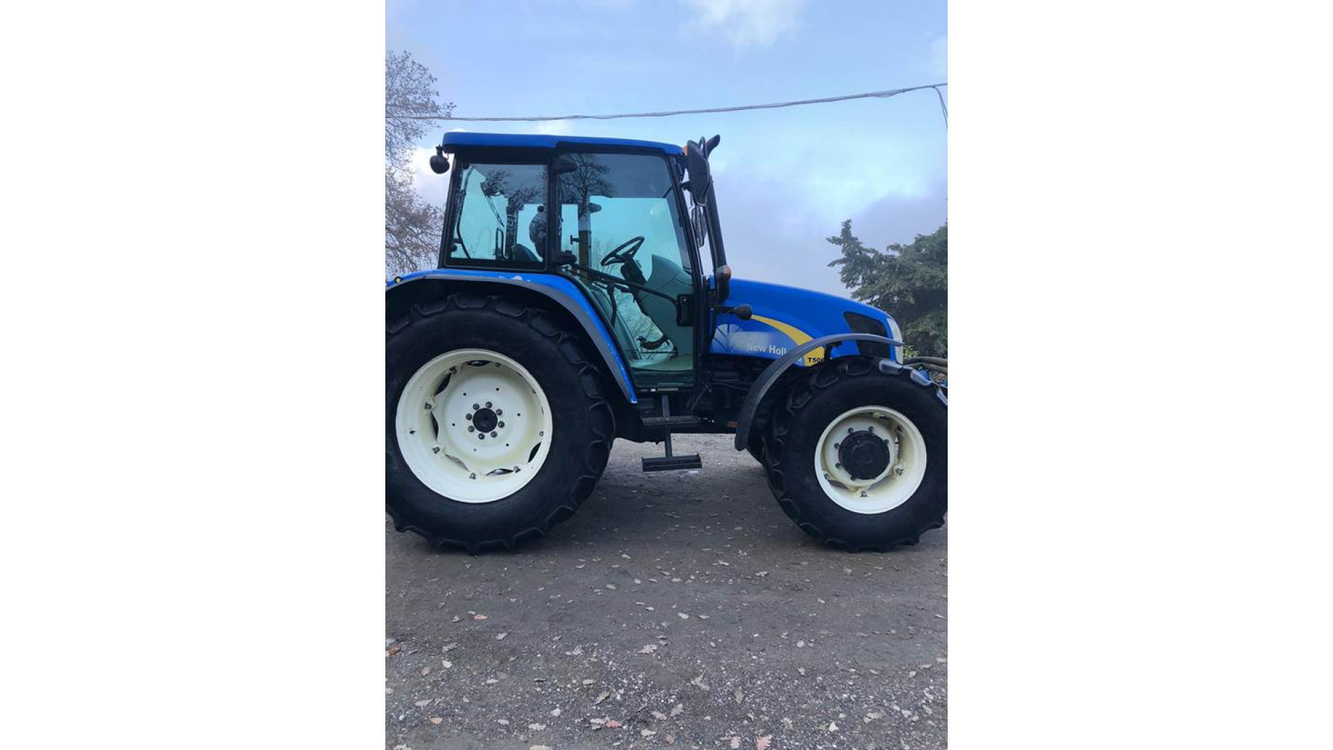 Trattore New Holland T5060 usato