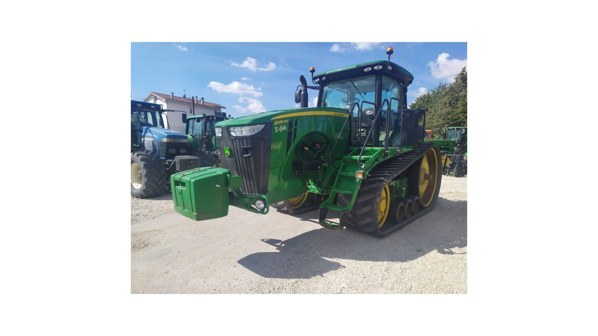 Trattore John Deere 8335 RT usato