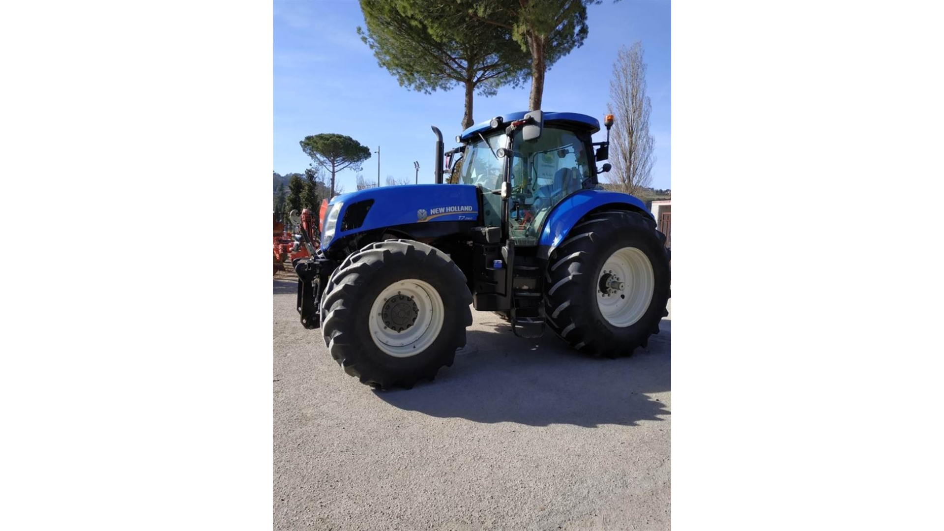 Trattore New Holland T7 260 usato