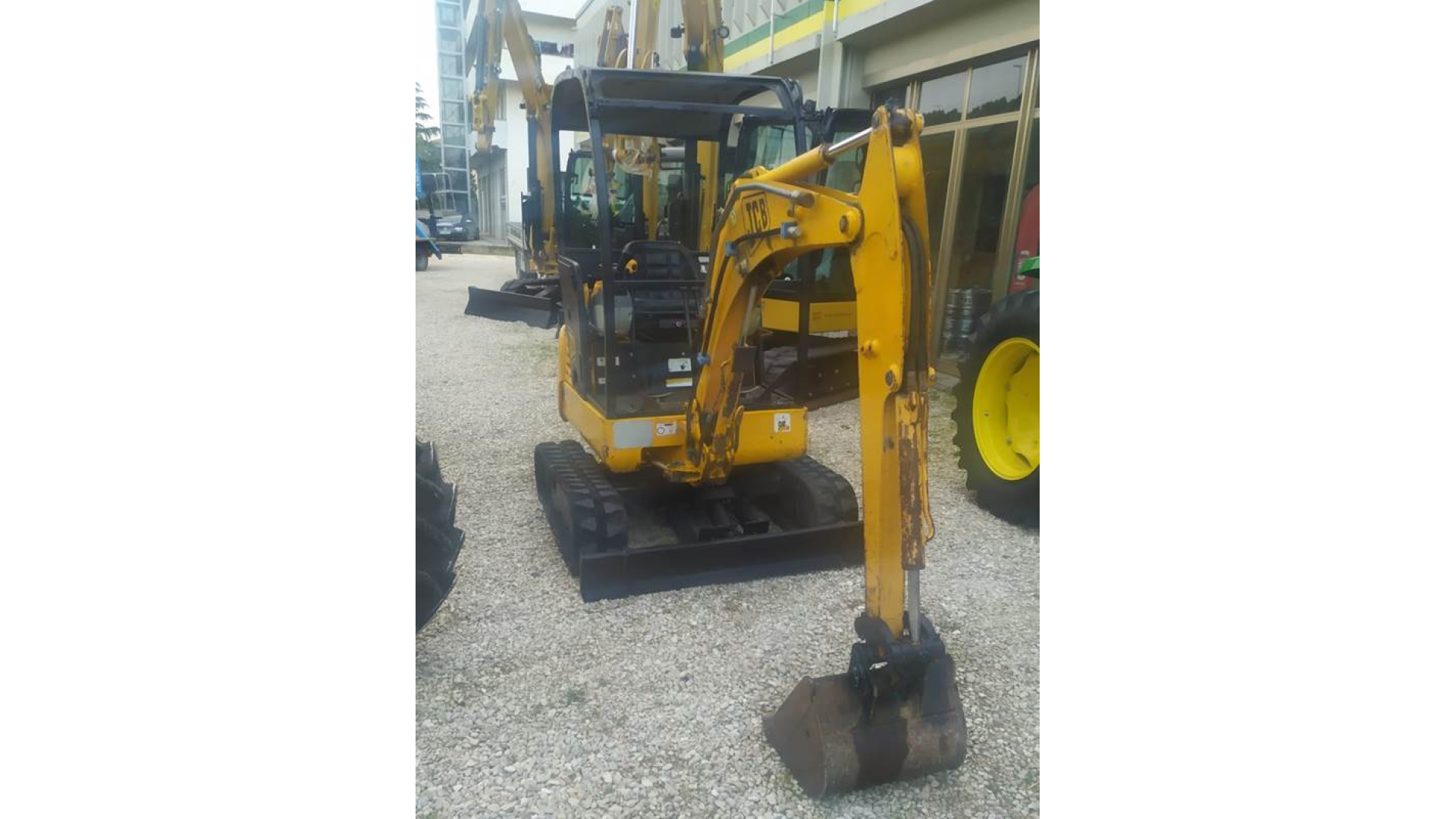 Miniescavatore JCB 8017 usato