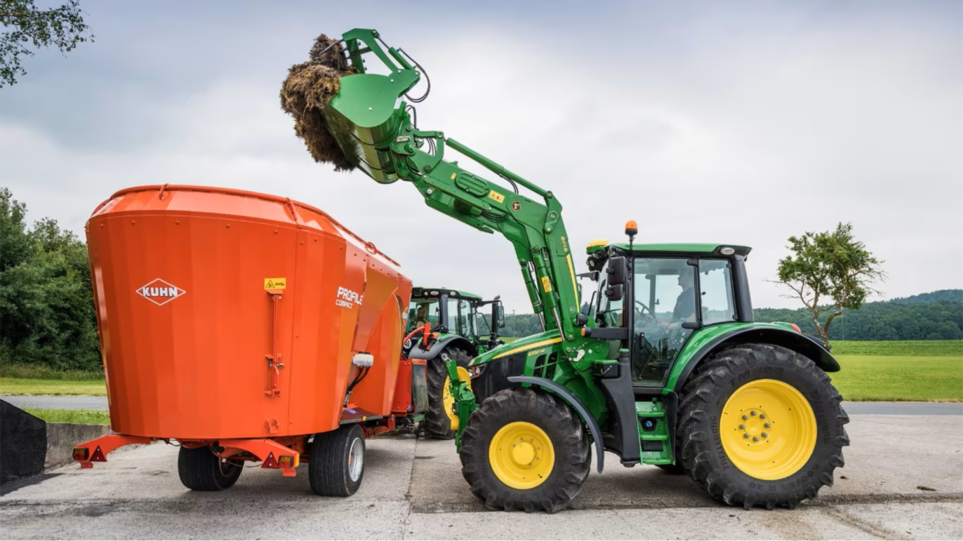 Trattore John Deere 6100M