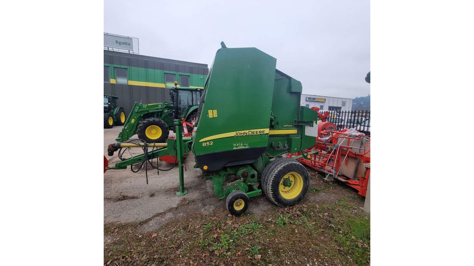 Rotopressa John Deere 852 usata