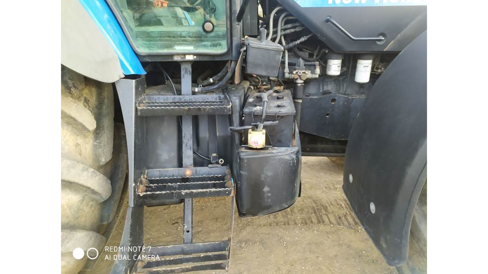 Trattore New Holland TM 175 usato