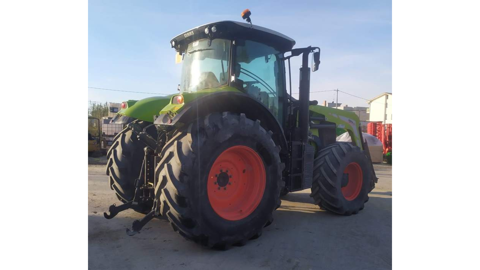 Trattore Claas Axion 800 usato