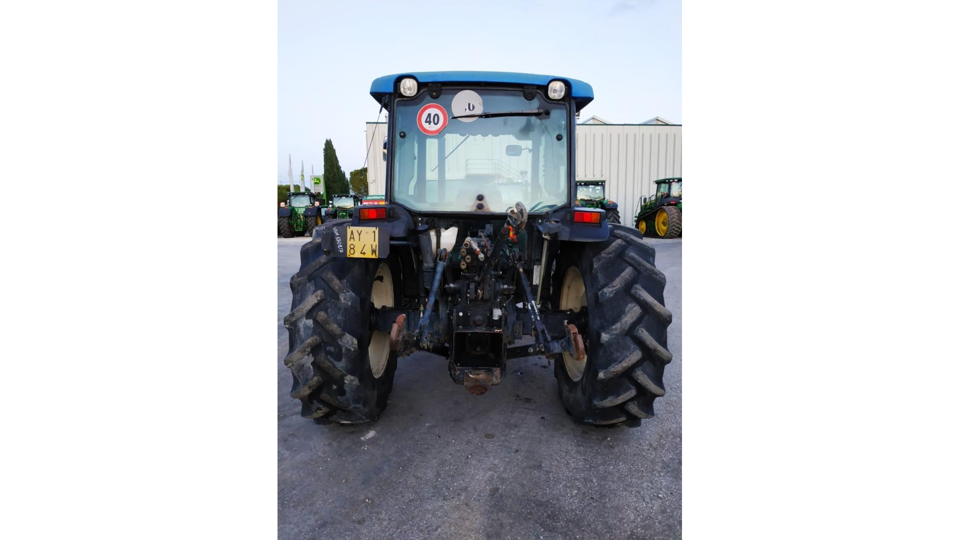 Trattore New Holland TN 70 DA usato