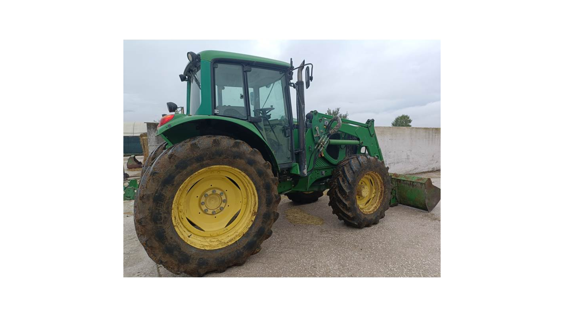 Trattore John Deere 6520 Premium usato