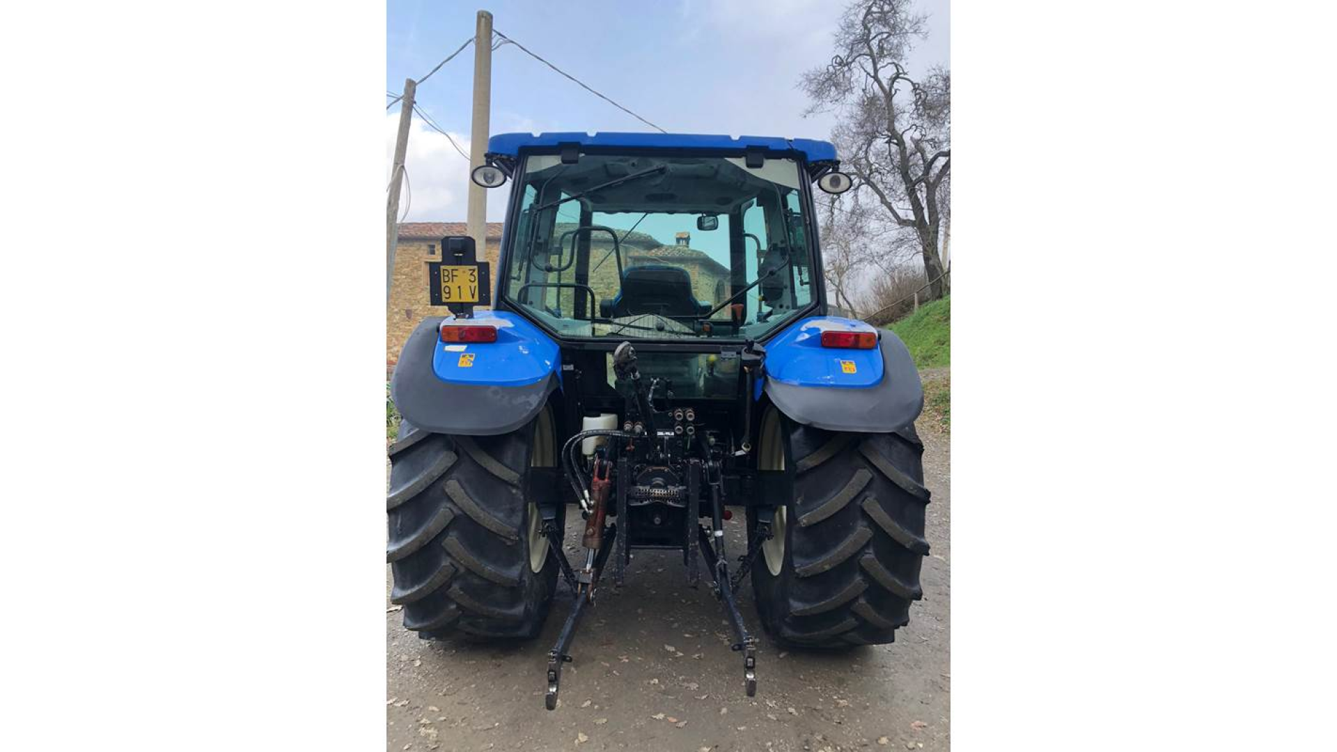 Trattore New Holland T5060 usato