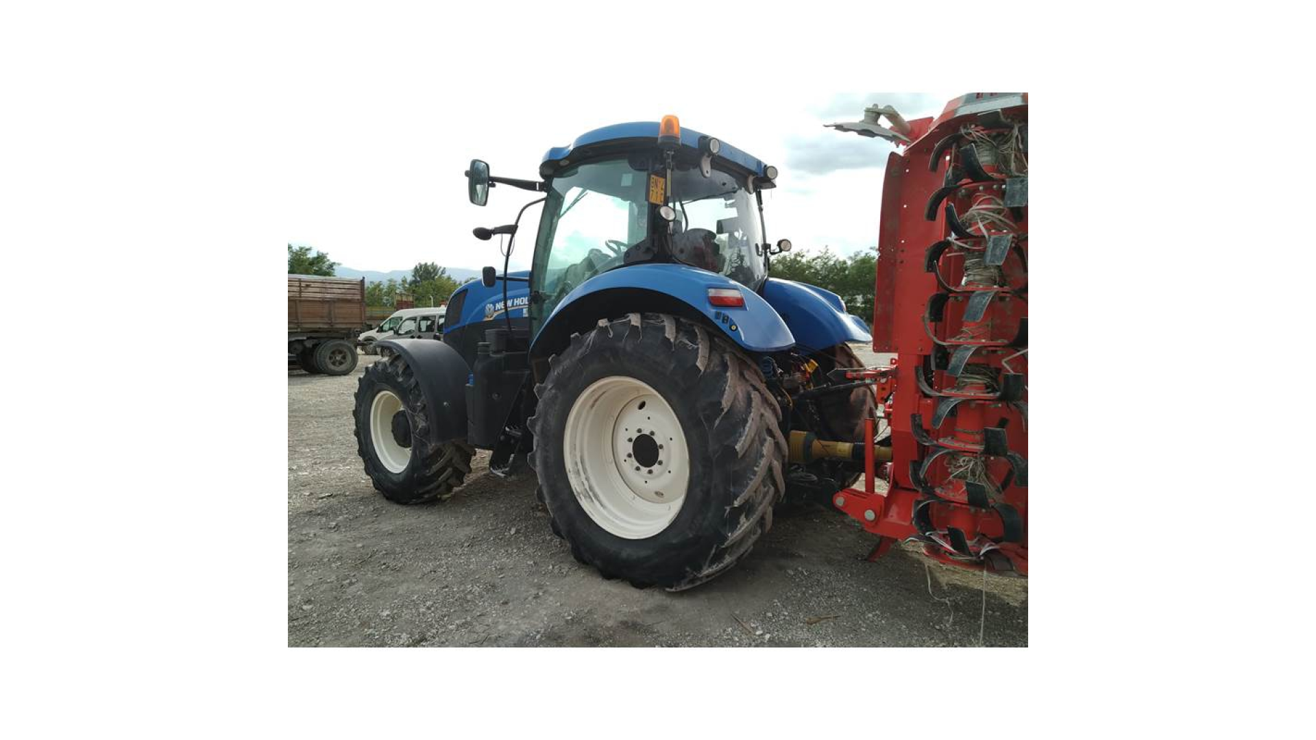 Trattore New Holland T7.210 Power Command usato