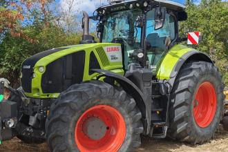 Trattore Claas Axion 960 usato