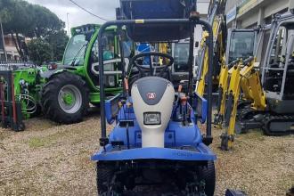 Trattorino tosaerba ISEKI SFH 240 usato