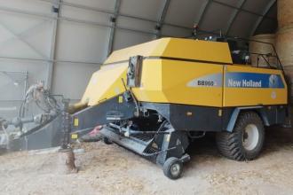 Pressa New Holland BB960A Usata