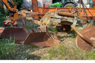 Aratro Nardi 4BTP/AI 3 Usato