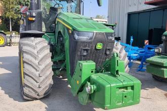 Noleggio Trattore John Deere 8R 410. 