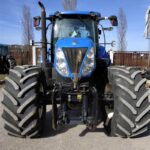 front-trattore-new-holland-t7-260-usato